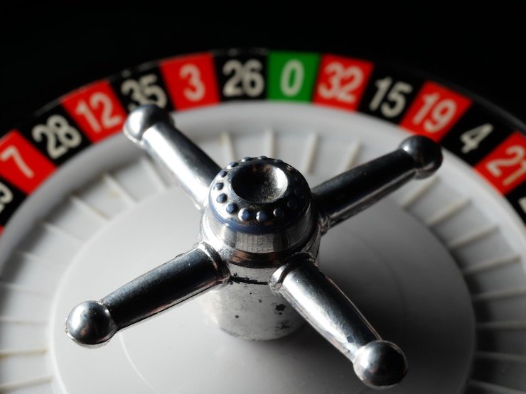 Papan angka roulette yang tertata rapi